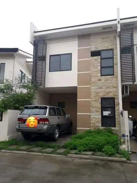 House / 2 Bedrooms / Semi Furnished / Fontana Heights Residences - Cubacub St. Brgy. Cubacub, Mandaue City, Cebu