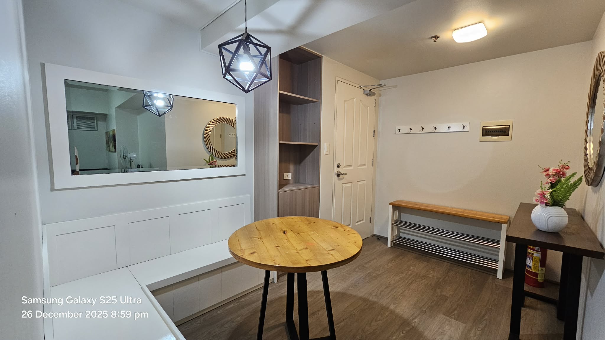 NEWLY RENOVATED 1 BEDROOM FOR RENT https://www.rent.ph/uploads/0000/115/2025/12/28/1000127913.jpg