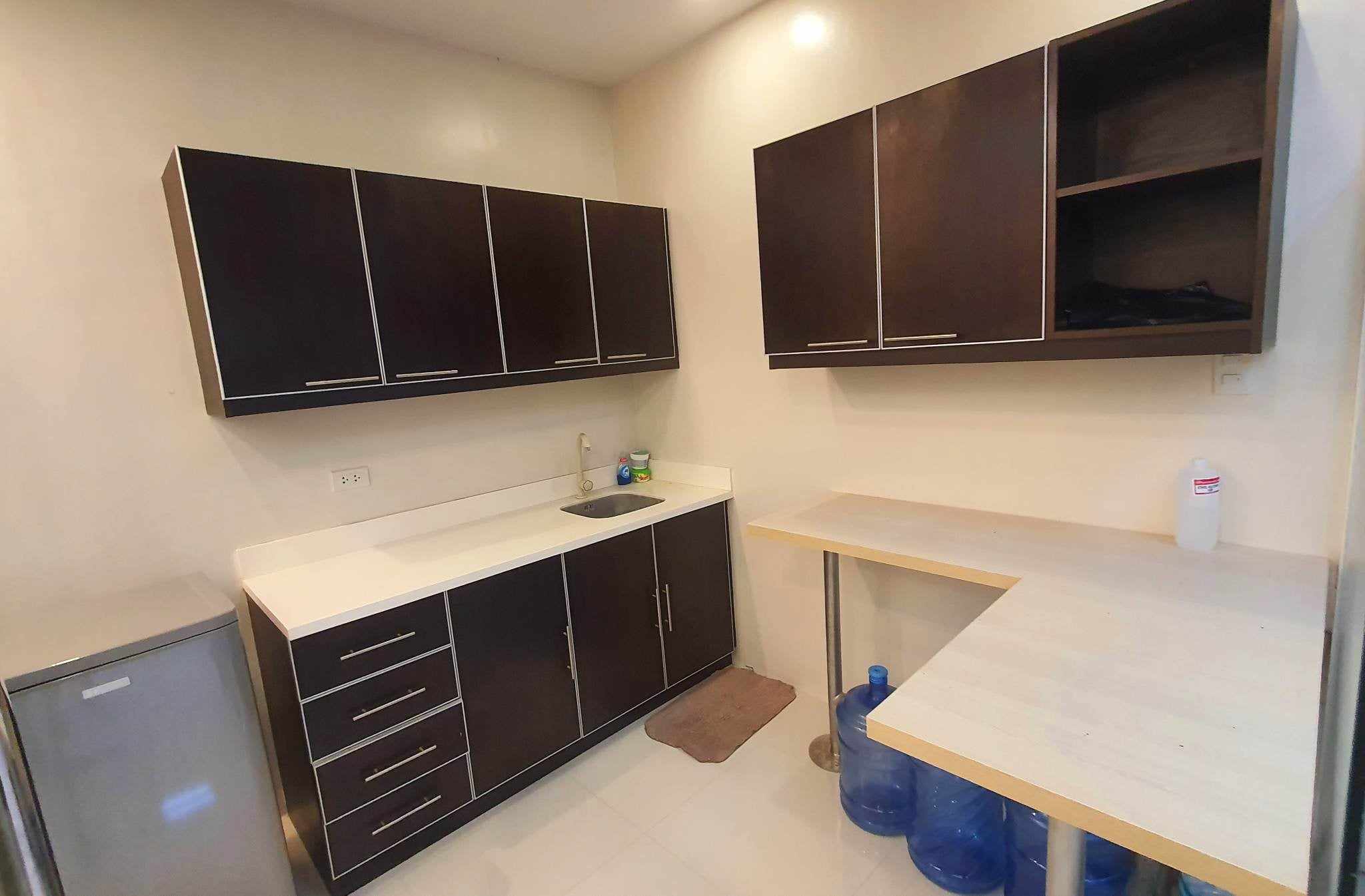 IT Park Office Unit For Rent https://www.rent.ph/uploads/0000/119/2025/06/21/494356419-1677147059674208-3437228459223937052-n2.jpg
