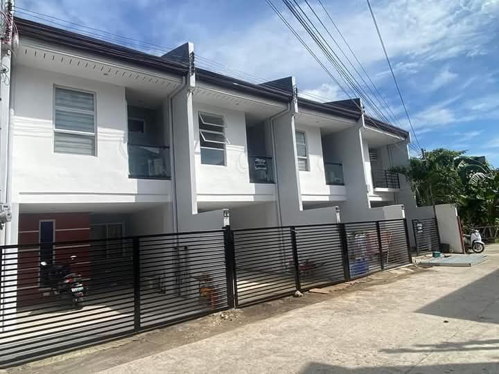 Townhouse for RENT in Mactan, Lapu-Lapu City https://www.rent.ph/uploads/0000/120/2025/08/28/1.jpg