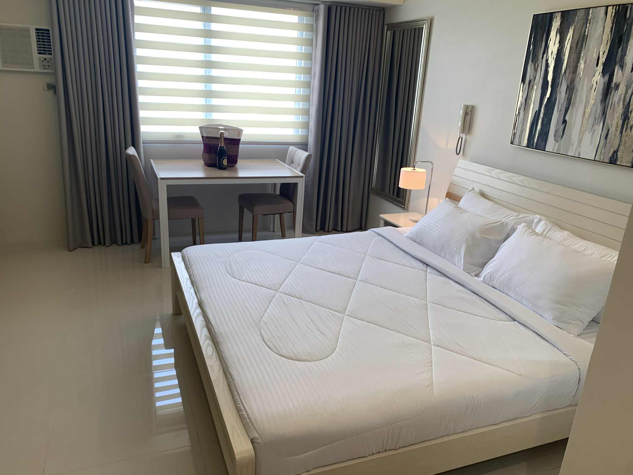 Studio Unit For Rent https://www.rent.ph/uploads/0000/203/2025/08/26/attai7endxxedwrfrrbv2k6phkz2xpymyi2aqbn-wvo7ye.jpeg