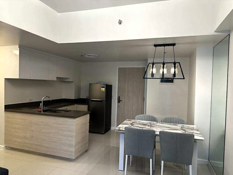 For Rent 2 bedrooms with Parking and 2 Toilets and Bahts in Mandani bay Mandaue City https://www.rent.ph/uploads/0000/230/2025/07/06/511519989-1867324034122615-1809077605164474101-n1.jpg
