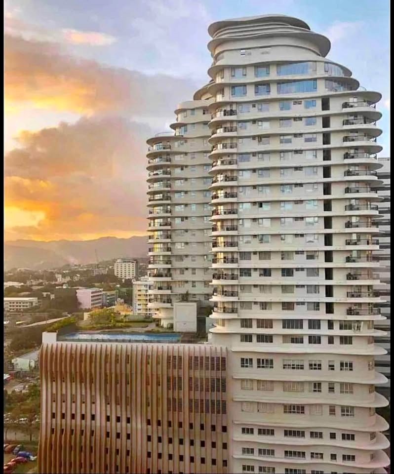 For Rent Studio-type Condo in Calyx Centre Inside IT Park Cebu https://www.rent.ph/uploads/0000/230/2025/09/10/520241341-2003436710464166-2939369191869219164-n1.jpg