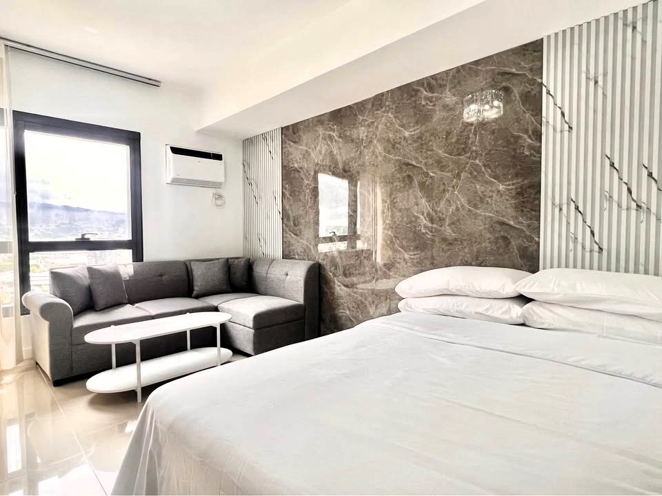 Fully furnished Studio-type  Condo in J Tower  Residences  beside SM J Mall https://www.rent.ph/uploads/0000/230/2025/09/13/515399820-1066962391627236-5766166668881791536-n.jpg