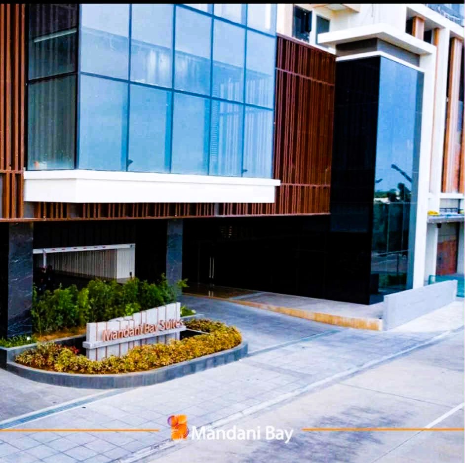 For rent Studio-type Condo unit in Mandani Bay Suites Mandeue City https://www.rent.ph/uploads/0000/230/2025/12/09/2d4c01e7-a04c-4f18-a67f-ceea49ed1b191.jpeg