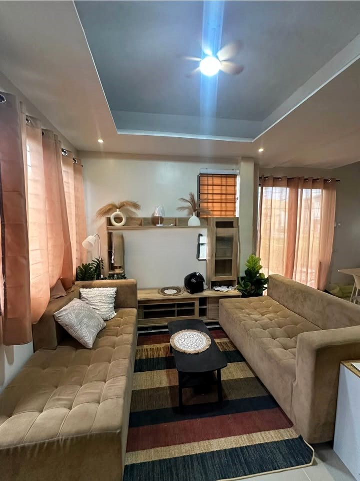 For rent brand new 3BR Louse and Lot in Liloan City Cebu https://www.rent.ph/uploads/0000/230/2026/01/13/609454370-1272613661365663-2292109285423729003-n.jpg