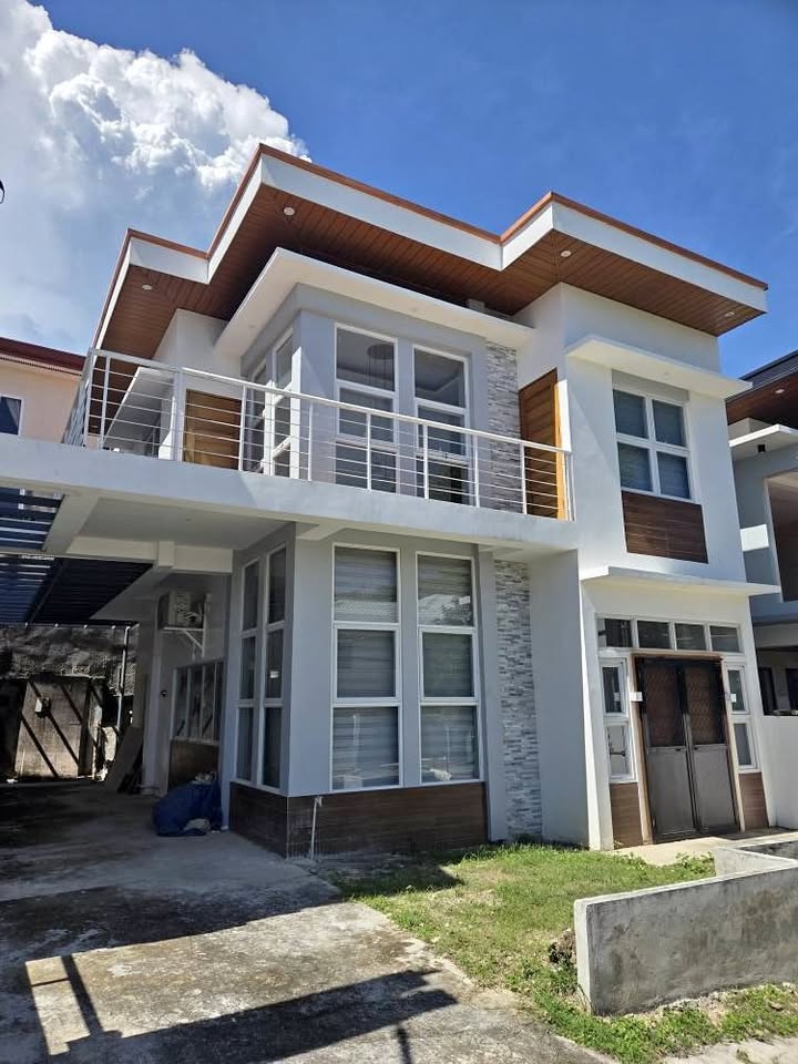 For Rent or sale 4BR brand new house inside subdivision in Consolacion Cebu city https://www.rent.ph/uploads/0000/230/2026/01/23/597860711-10232294831213304-6071681769214748150-n1.jpg