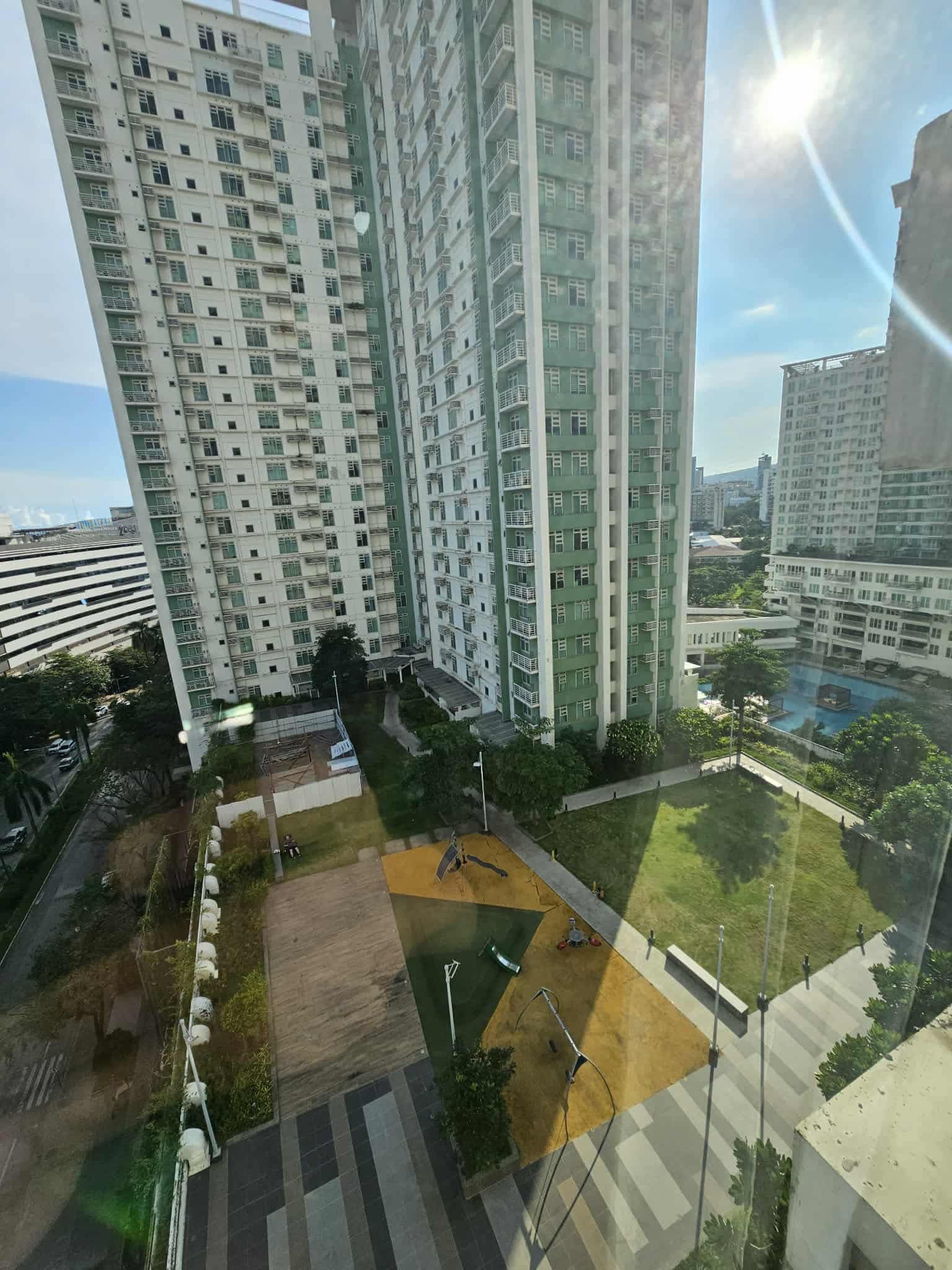 Solinea Condominium for Rent https://www.rent.ph/uploads/0000/25/2025/10/28/fbc24d1e805a2c6f715a3fe7dcefd75b.jpeg
