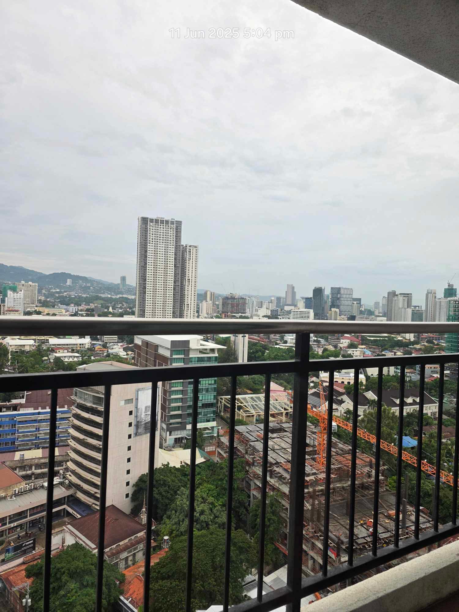 Citysuites ultima residences https://www.rent.ph/uploads/0000/25/2025/11/01/aab51e7cc7400eeb03ea2d67a900b7e0.jpeg