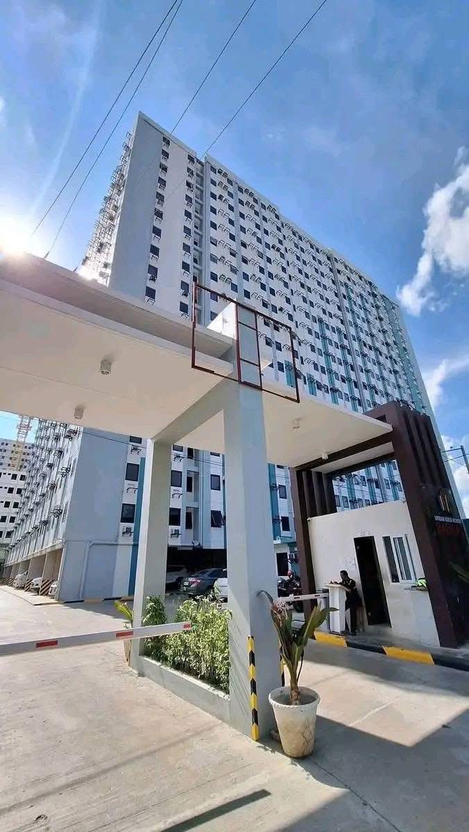 Deca  Homes Banilad Condominium for RENT https://www.rent.ph/uploads/0000/25/2025/12/15/img-5692.jpeg