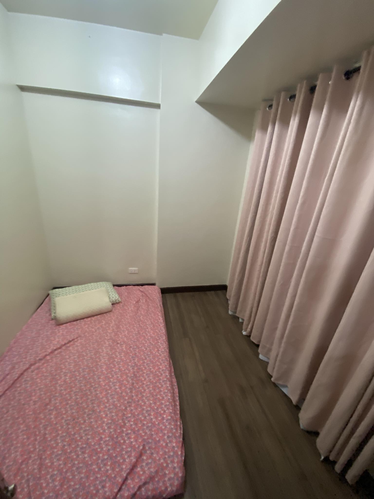 For Rent Furnished 2 bedroom in Soltana https://www.rent.ph/uploads/0000/717/2025/09/13/messenger-creation-bb7be71c-7f8a-4f58-9d67-fd9746d39ce0.jpeg