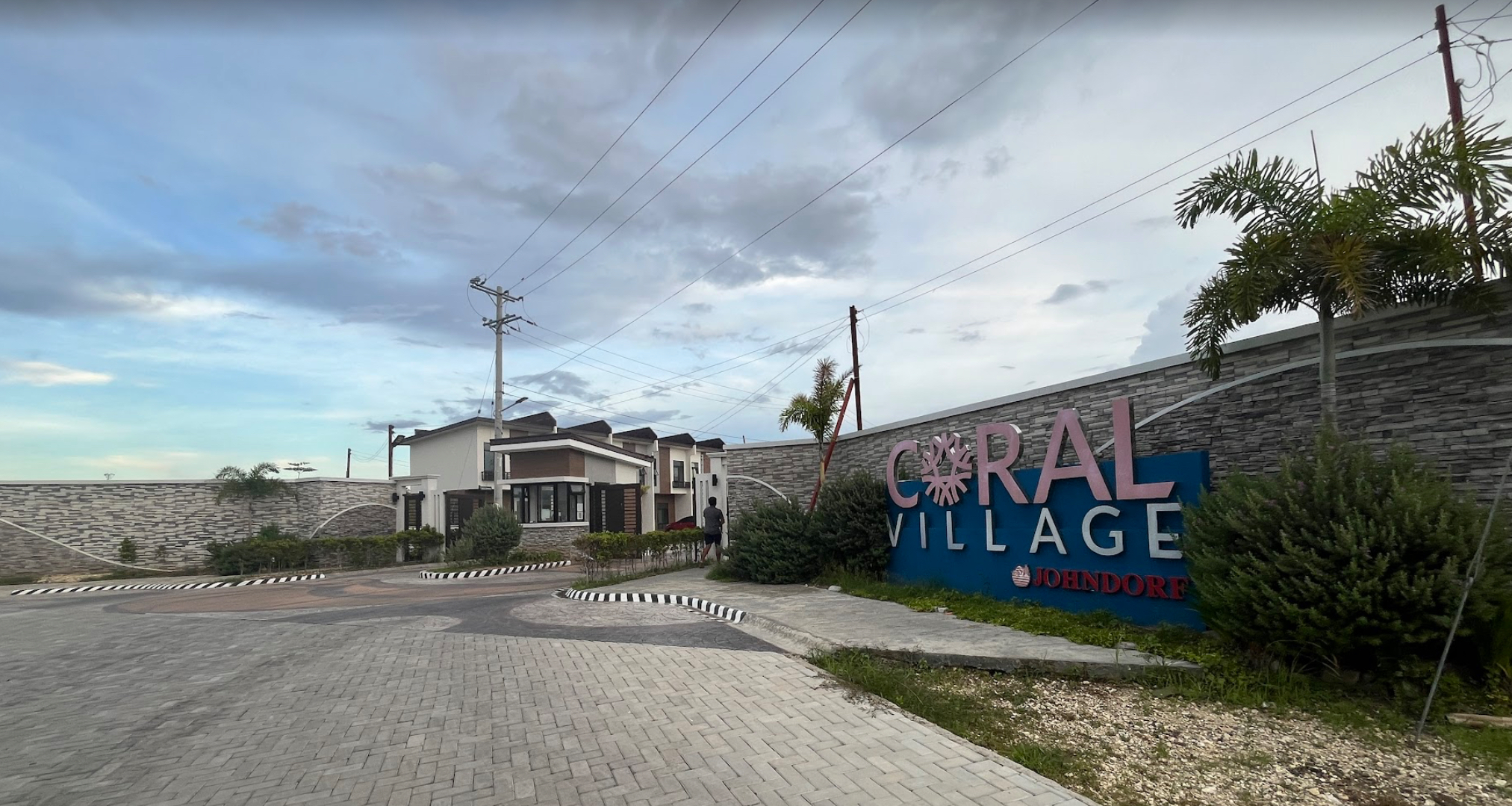Townhouse @ Coral Village https://www.rent.ph/uploads/0013/13484/2025/08/17/img-6897.jpeg