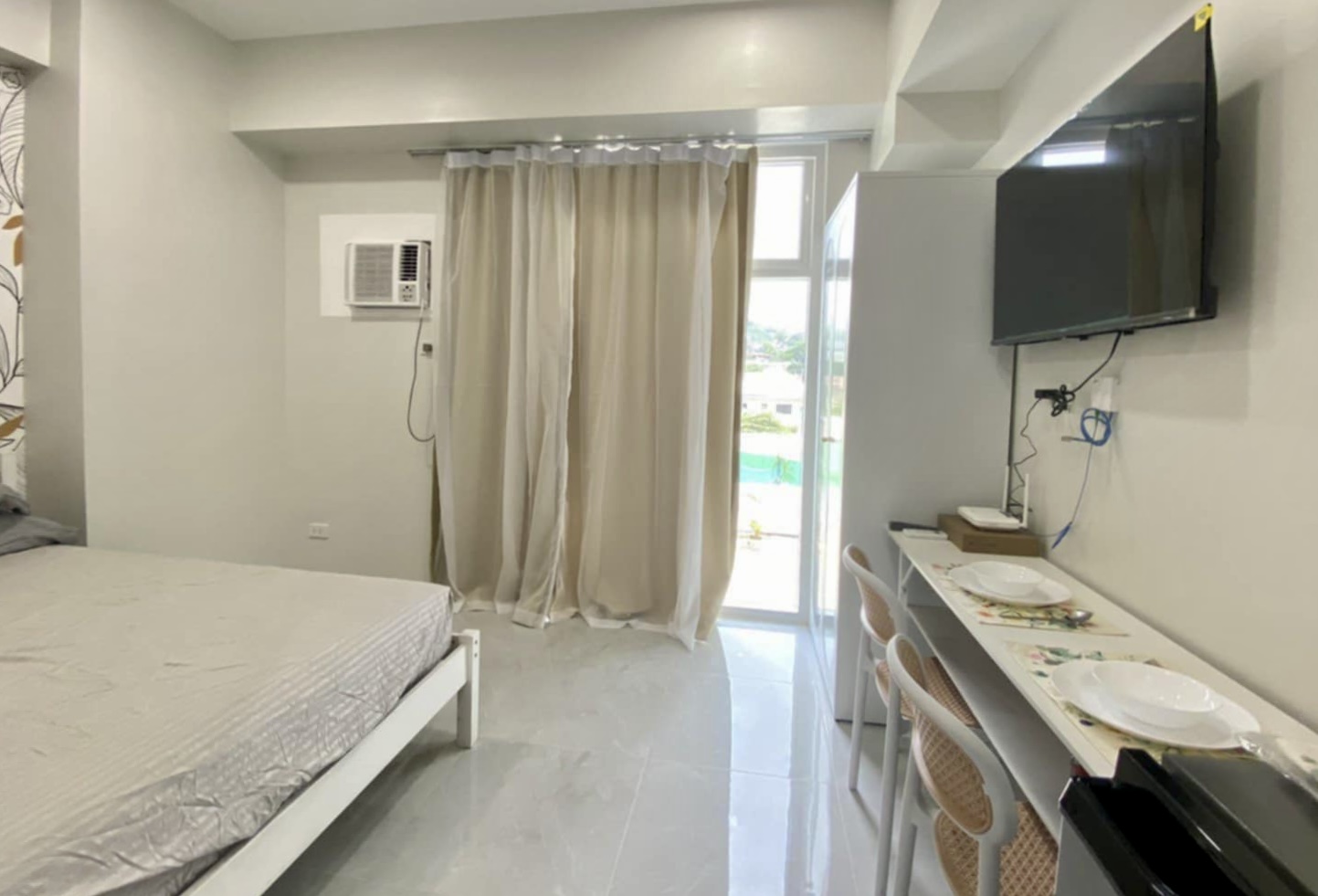 Brand New Mivela Studio For Rent https://www.rent.ph/uploads/0013/13804/2025/08/15/attydapb6vgcd4js745rbzjo3mr8pffctnfb-7irjjy5e0.jpeg