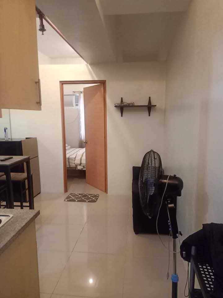 Fully-Furnished 1 Bedroom Unit walking distance to Sarrosa International Hotel https://www.rent.ph/uploads/0013/13936/2025/06/19/rgr1.jpg