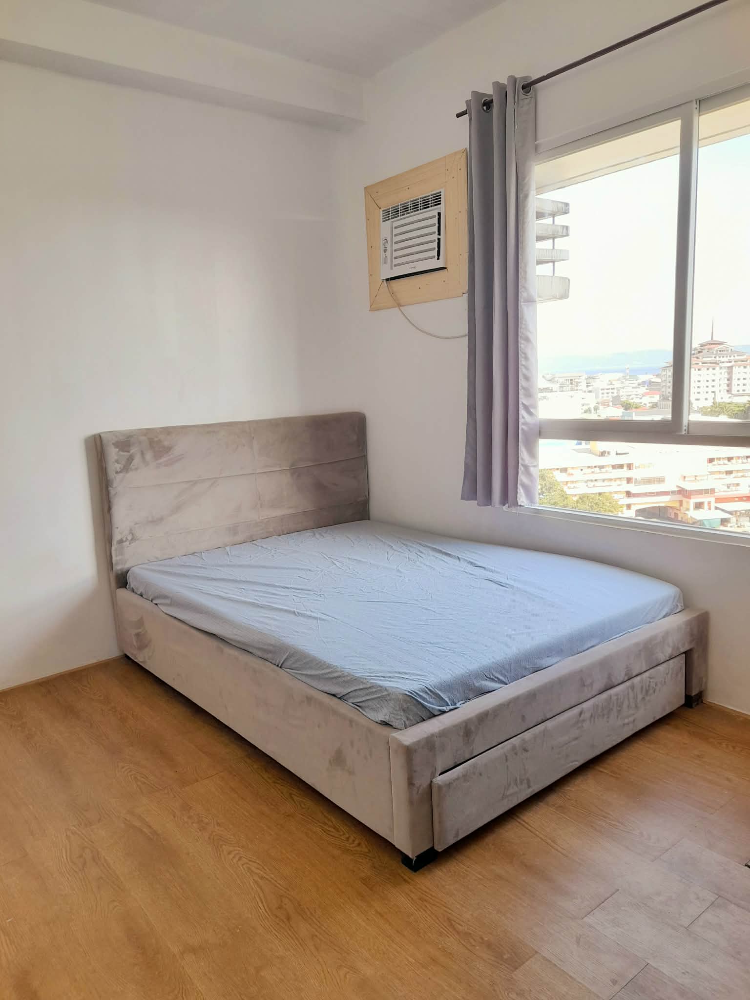 CONDO DAVAO FOR RENT MESSATIERRA STUDIO https://www.rent.ph/uploads/0013/13965/2025/11/28/280db5ff-0e15-4da7-a09f-f52a86cc3b01-2.jpg