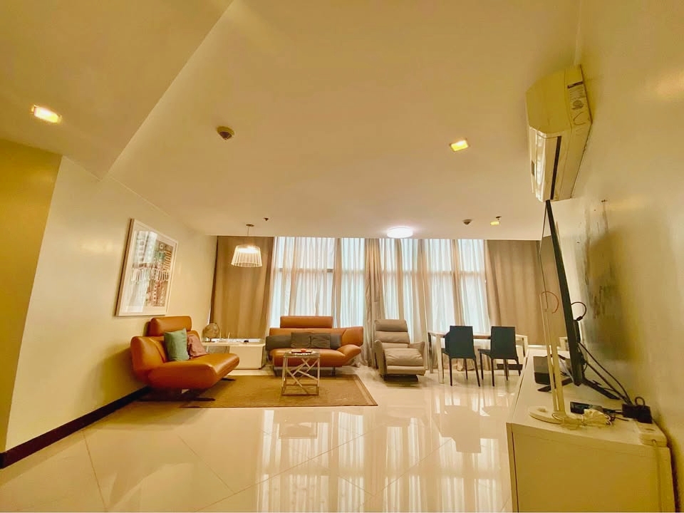 𝐅𝐎𝐑 𝐑𝐄𝐍𝐓: 2BR Condominium One Central Condominium, Makati https://www.rent.ph/uploads/0014/14481/2025/06/25/485526064-3597828857183757-5951959539081038406-n.jpg