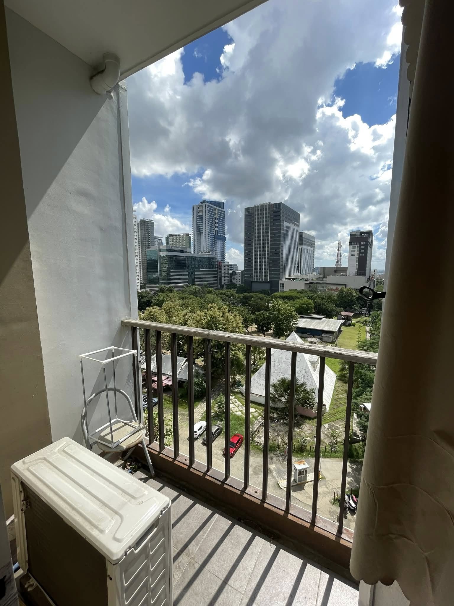 La Guardia Flats https://www.rent.ph/uploads/0015/15888/2026/01/30/k.jpg