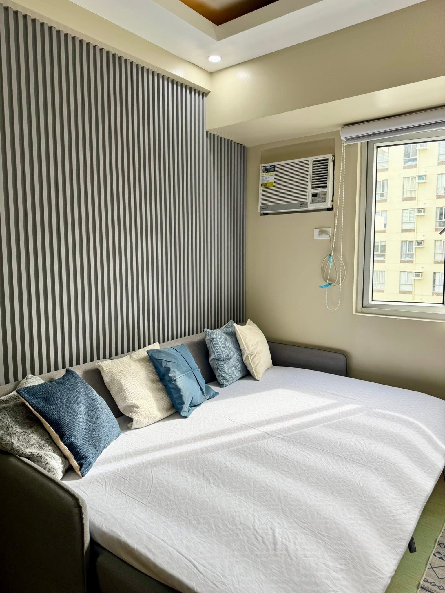 Newly Renovated and Fully Furnished 1Bedroom Unit https://www.rent.ph/uploads/0016/16193/2025/09/02/img-5261.jpeg