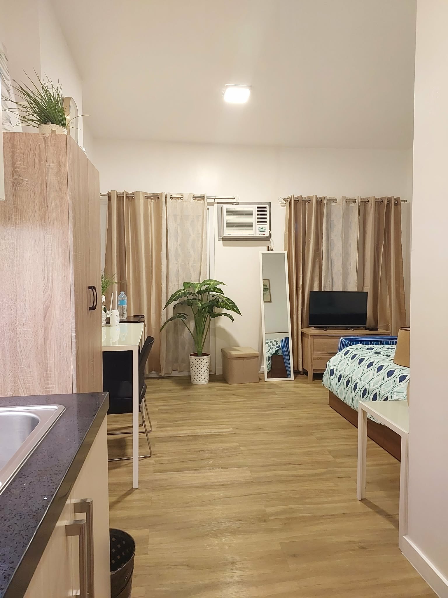 PristineStudio -Antara  Nook.tenth- fully furnished https://www.rent.ph/uploads/0018/18852/2026/02/14/messenger-creation-11718950-6447-4f8c-90f7-9d370434c9fc.jpeg