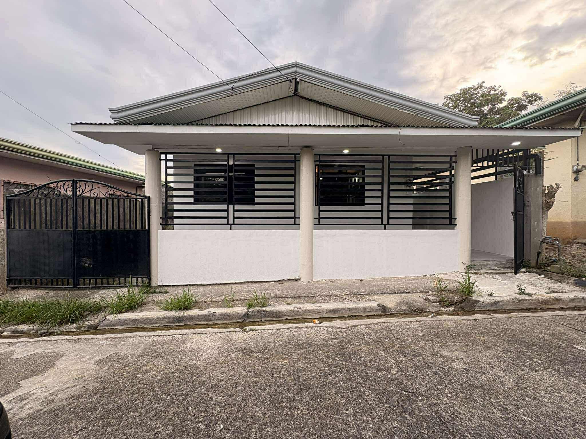 For Rent House in Elenita Heights Catalunan Grande Davao https://www.rent.ph/uploads/0018/18865/2025/09/06/7d2a1b0c-c869-49e4-bbe3-3e29fbf82eed.jpg