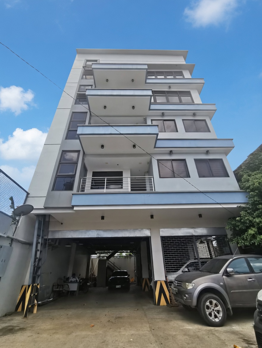 FOR LEASE: Office Space with Own CR & Aircon in Davao City – Ready for Business Use https://www.rent.ph/uploads/0018/18968/2026/04/05/se8eb.jpg