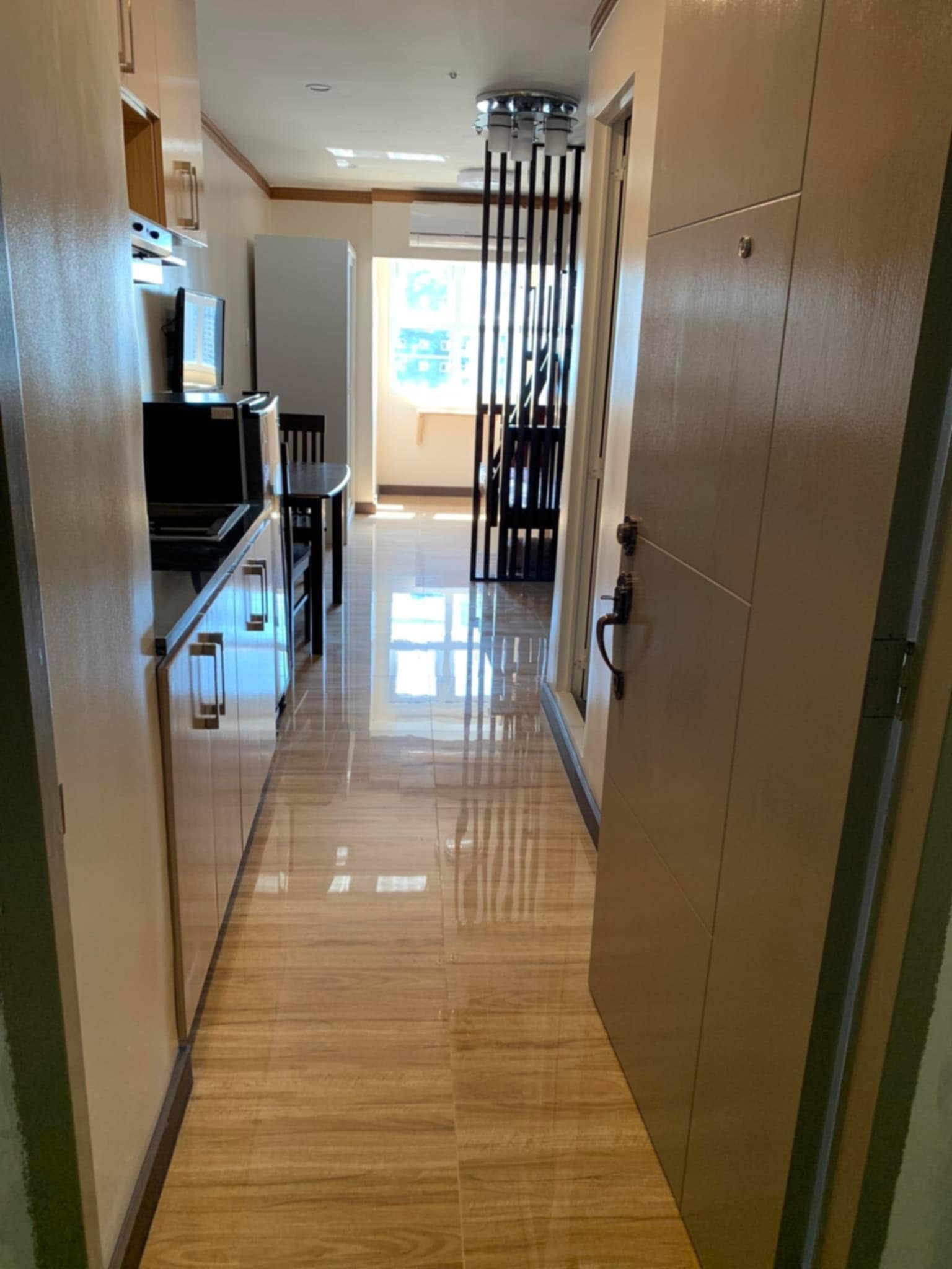 I fully furnished studio type condo unit,2 months deposit one month advance https://www.rent.ph/uploads/0019/19601/2025/06/30/attobkkinq8saewgg6ldlotn2rapkzmihixfg60shsrfrg.jpeg