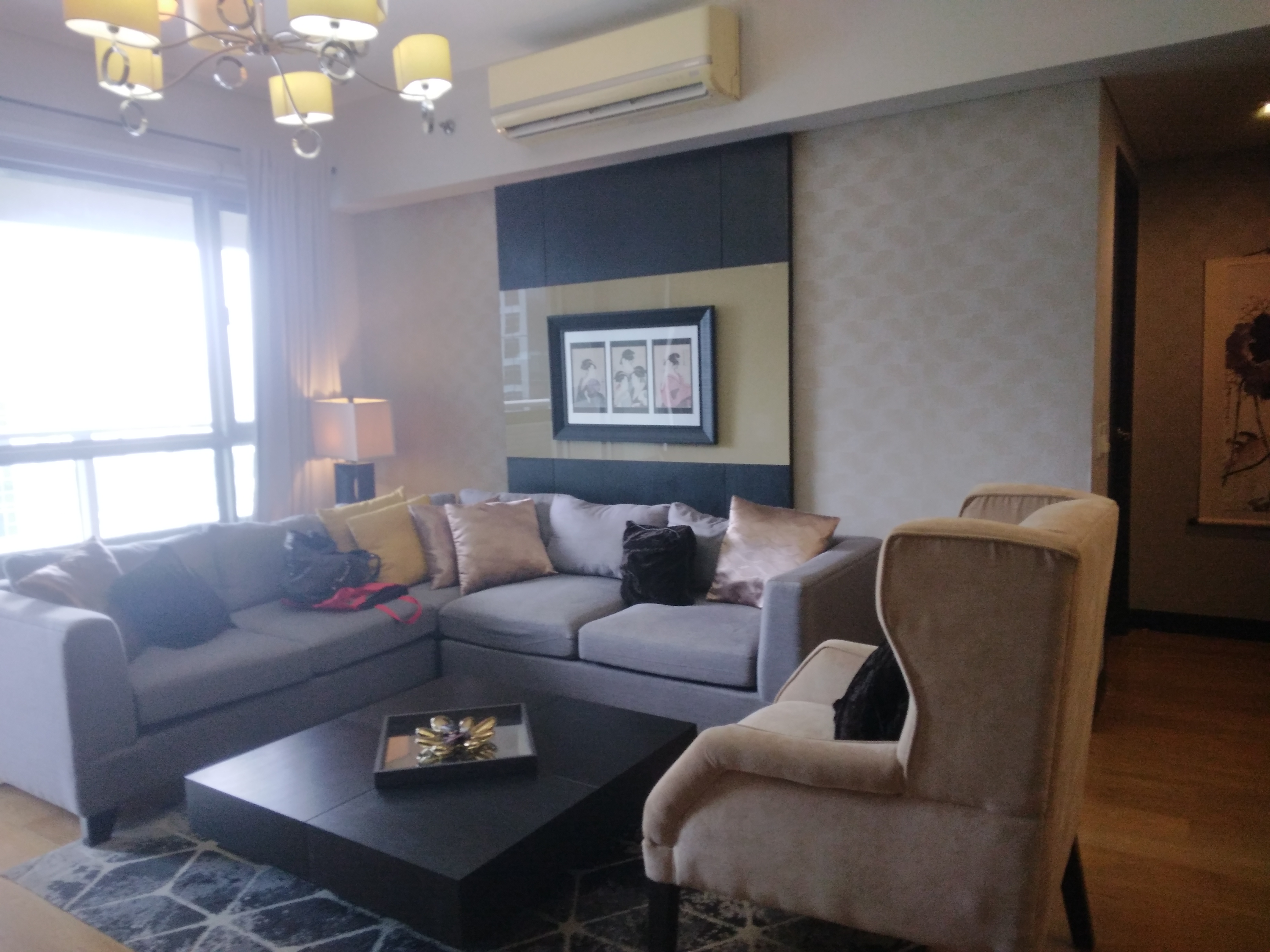 1 bedroom fully furnished @One Serendra Taguig City https://www.rent.ph/uploads/0019/19601/2025/08/25/20250822-154215.jpg