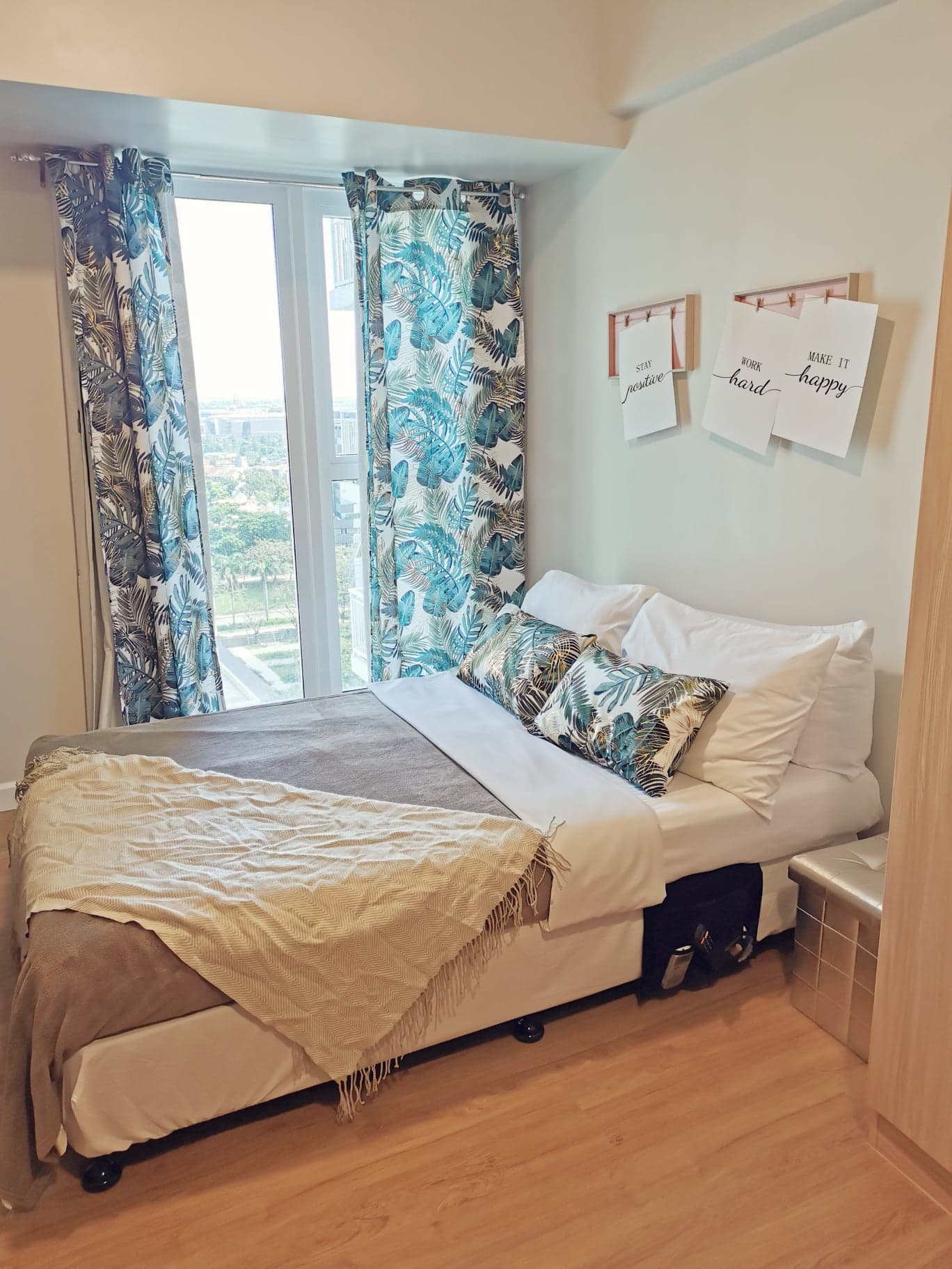 Fully Furnished Studio for Rent Solinea https://www.rent.ph/uploads/0019/19822/2026/01/12/1.jpg