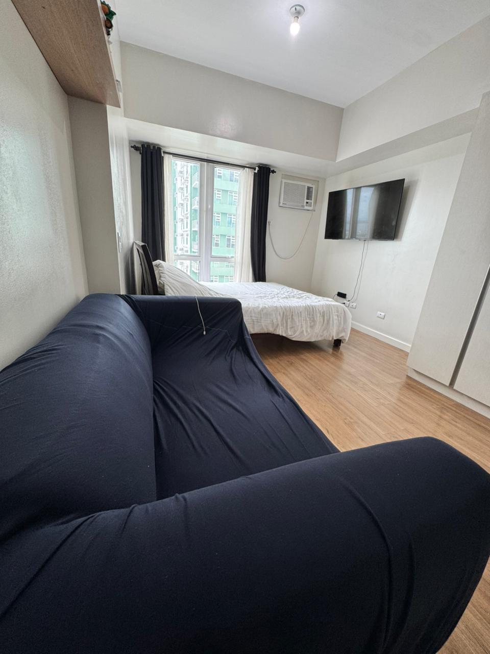 STUDIO UNIT WITH PARKING IN SOLINEA TOWER 2 | CONDO FOR RENT https://www.rent.ph/uploads/0020/20102/2026/01/20/whatsapp-image-2026-01-02-at-34120-pm-1.jpeg