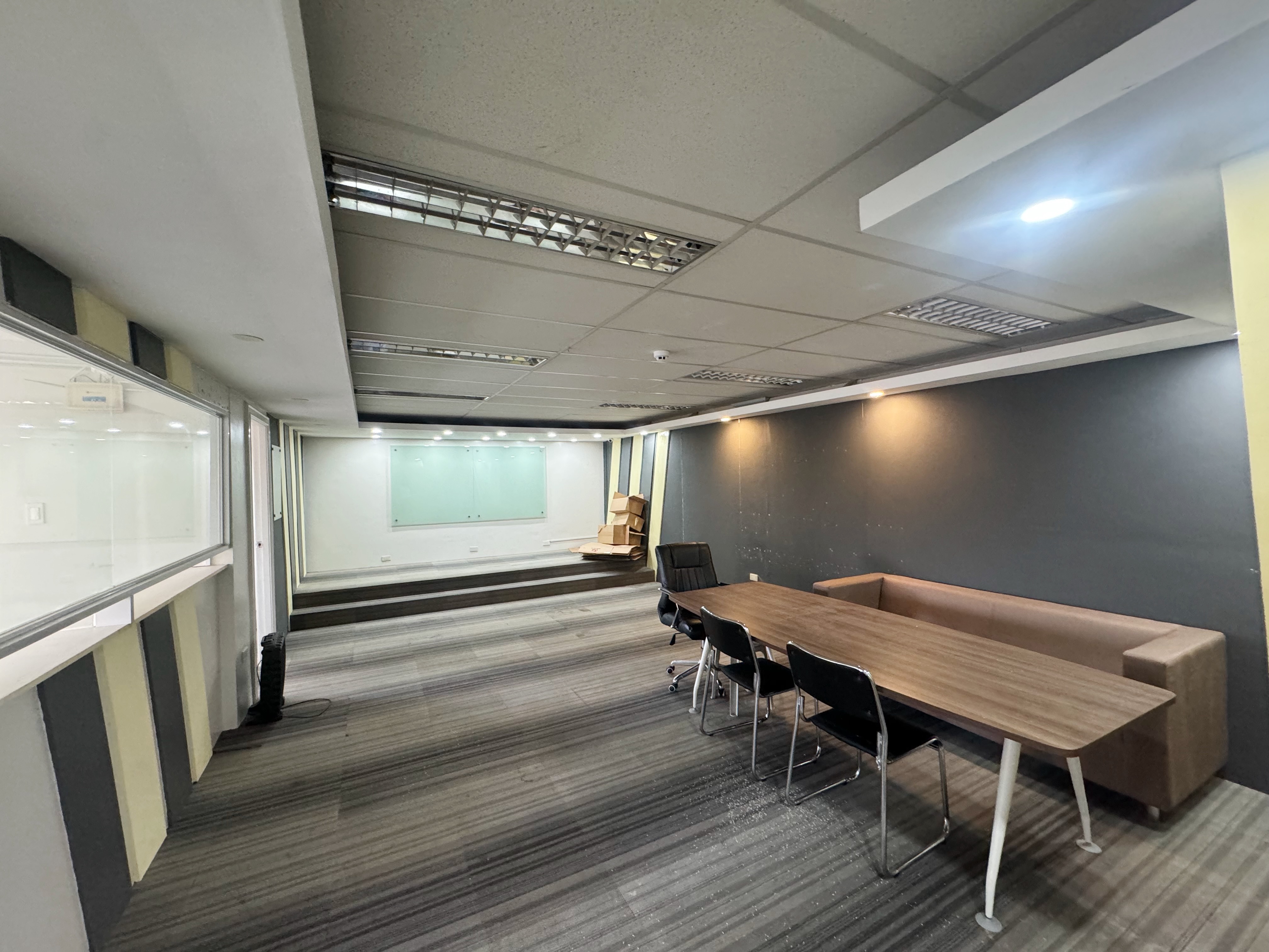 90 SQM Commercial Space https://www.rent.ph/uploads/0020/20227/2026/02/04/8af2a16c-5f93-4c87-b68d-7e4890fb78001.jpeg