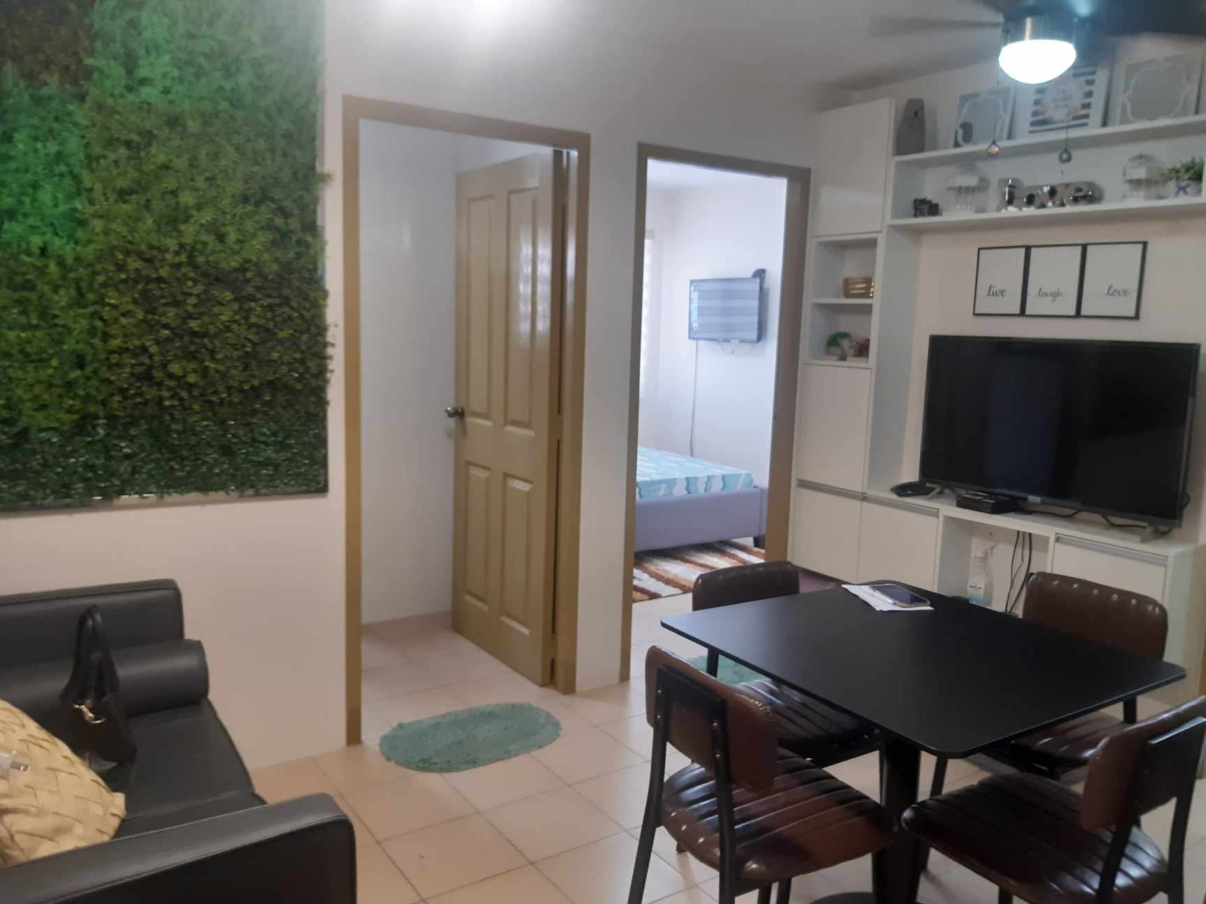 Stylish 2BR Furnished Condo Unit https://www.rent.ph/uploads/0020/20377/2025/06/17/condo-rent-mir-1.jpg