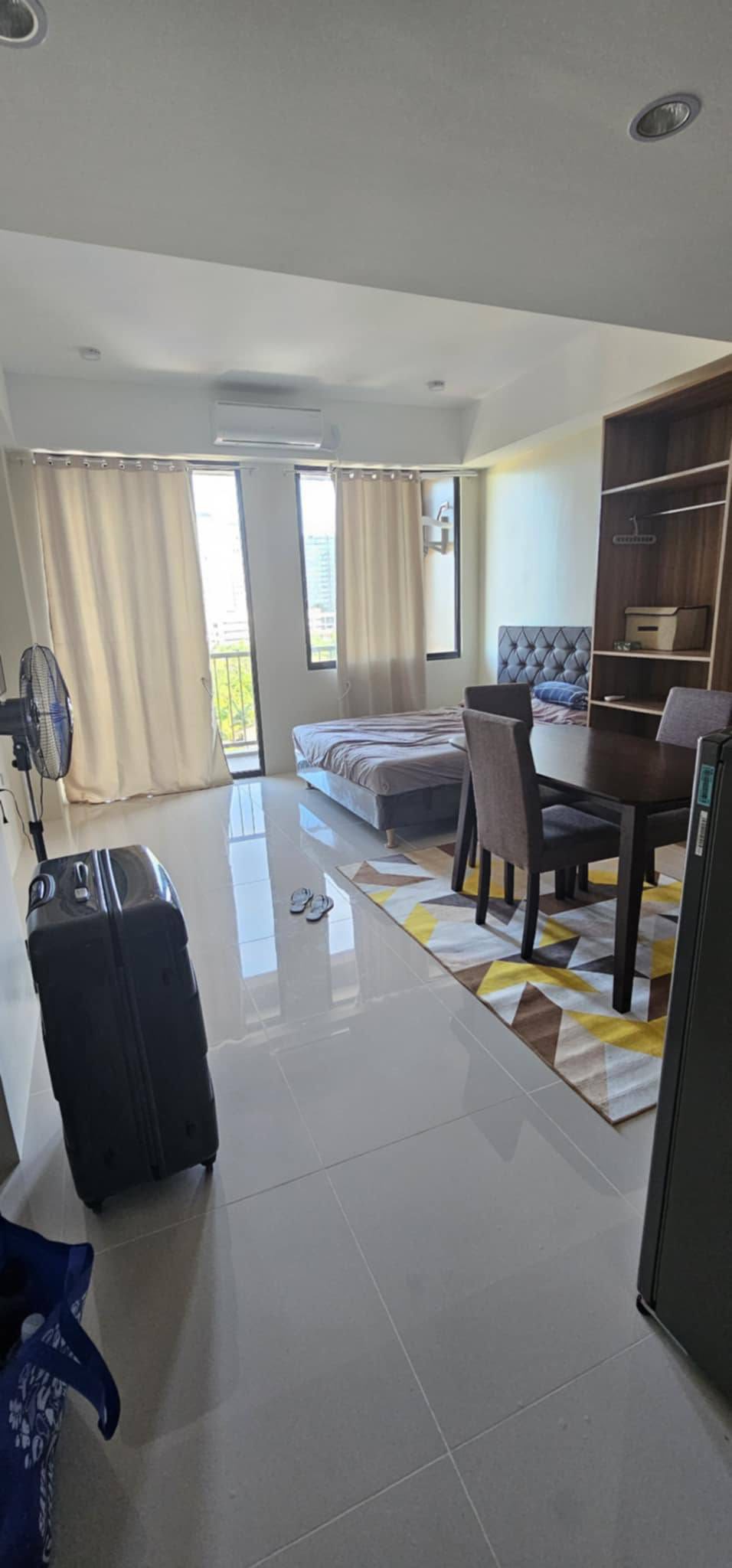🌅 For Rent: Furnished Condo w/ Balcony at Mactan Plains Residences – Pool, Gym & More! https://www.rent.ph/uploads/0020/20541/2025/06/30/493682330-31041528008779284-2102305174567601239-n2.jpg