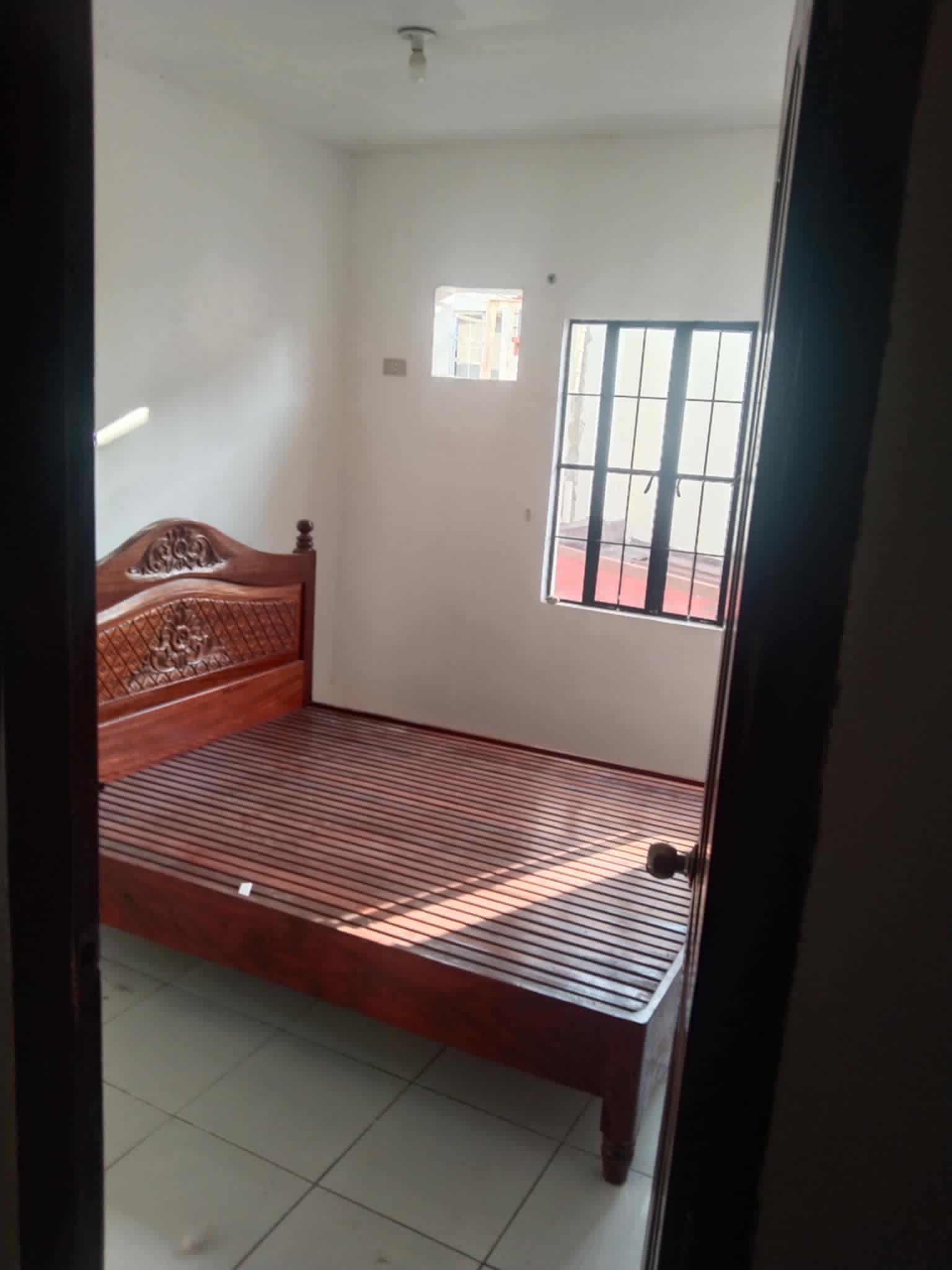 corner house and lot for rent https://www.rent.ph/uploads/0020/20712/2025/08/11/download-3.jpg