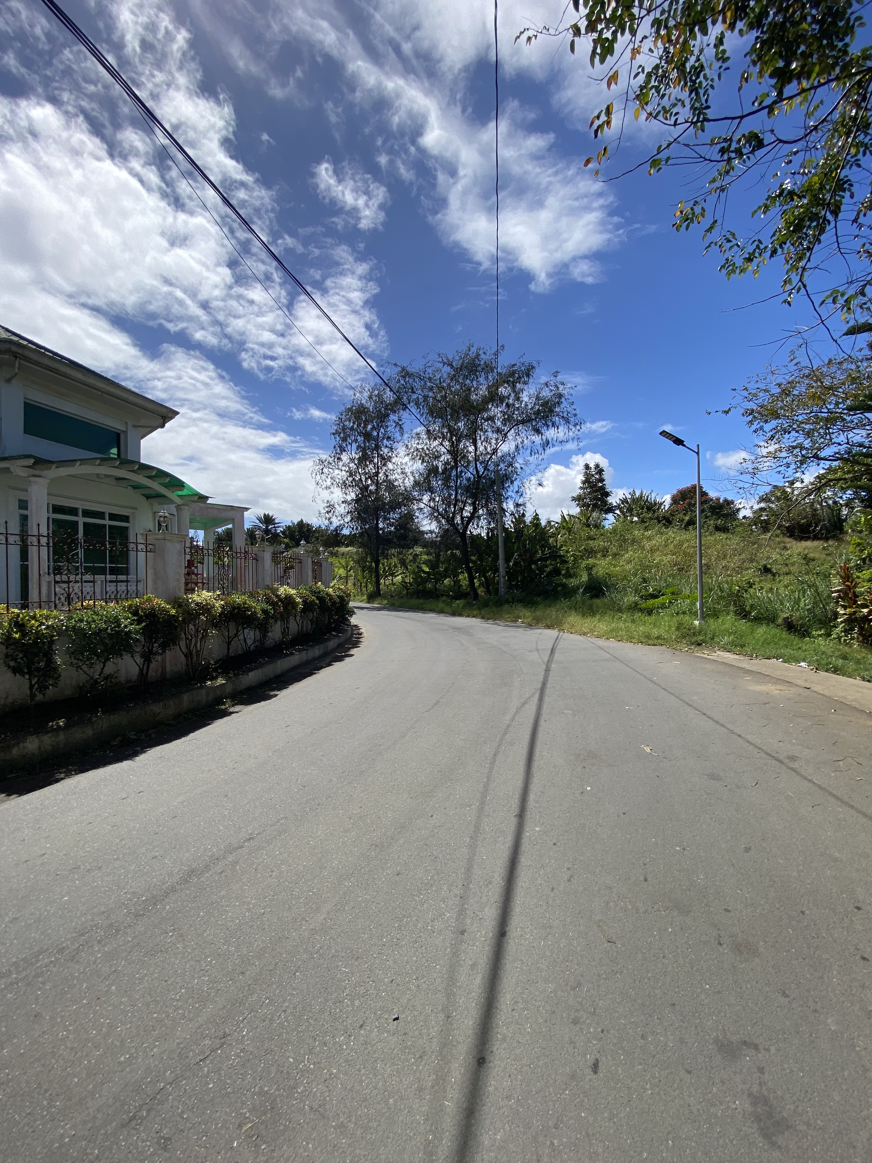 LOT FOR LEASE/RENT IN LAGUSAN DRIVE TAGAYTAY CITY https://www.rent.ph/uploads/0021/21217/2025/10/02/img-8454.jpeg