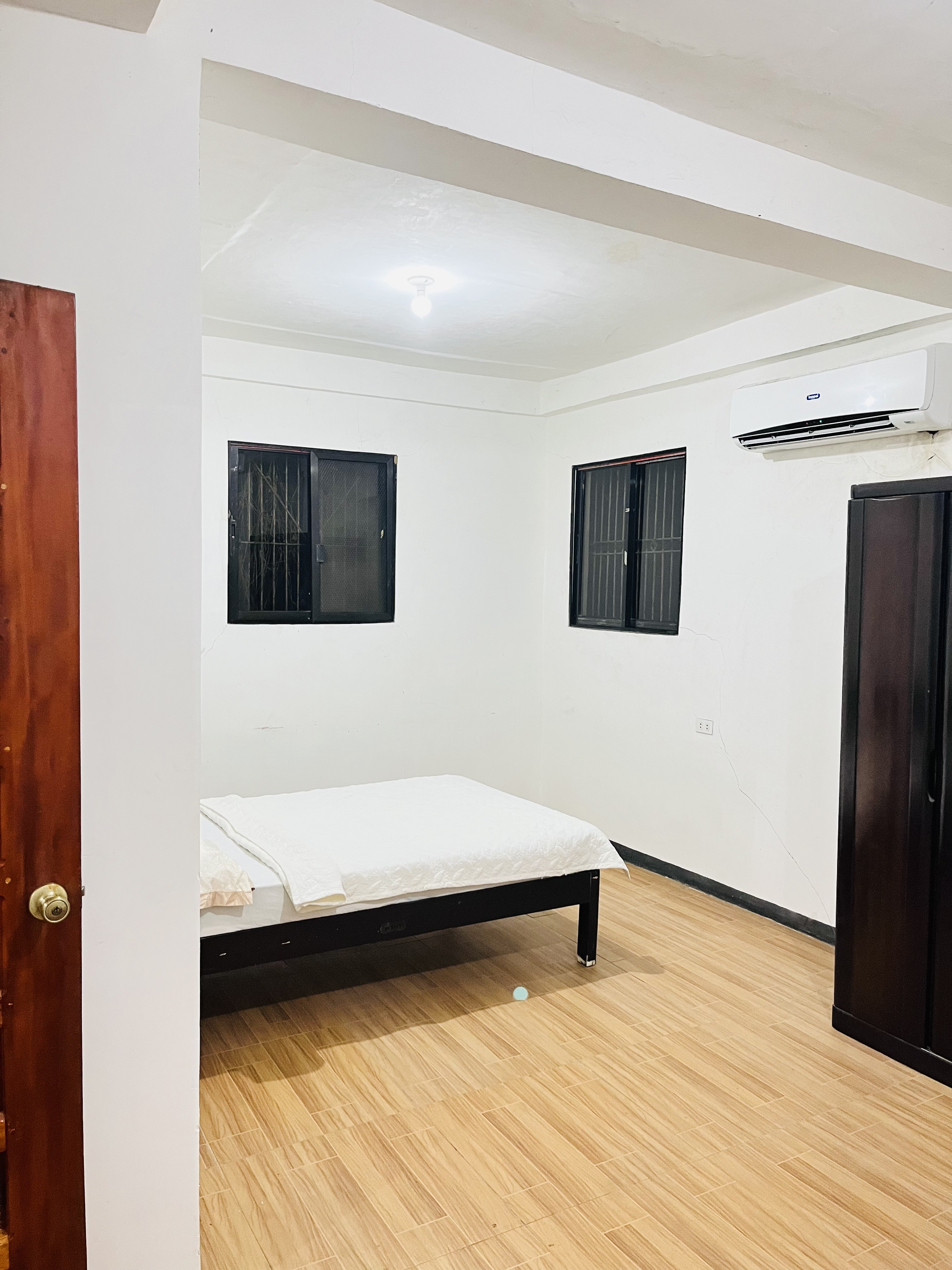Apartment For Rent https://www.rent.ph/uploads/0021/21398/2025/11/16/inbound333535022659680175.jpg