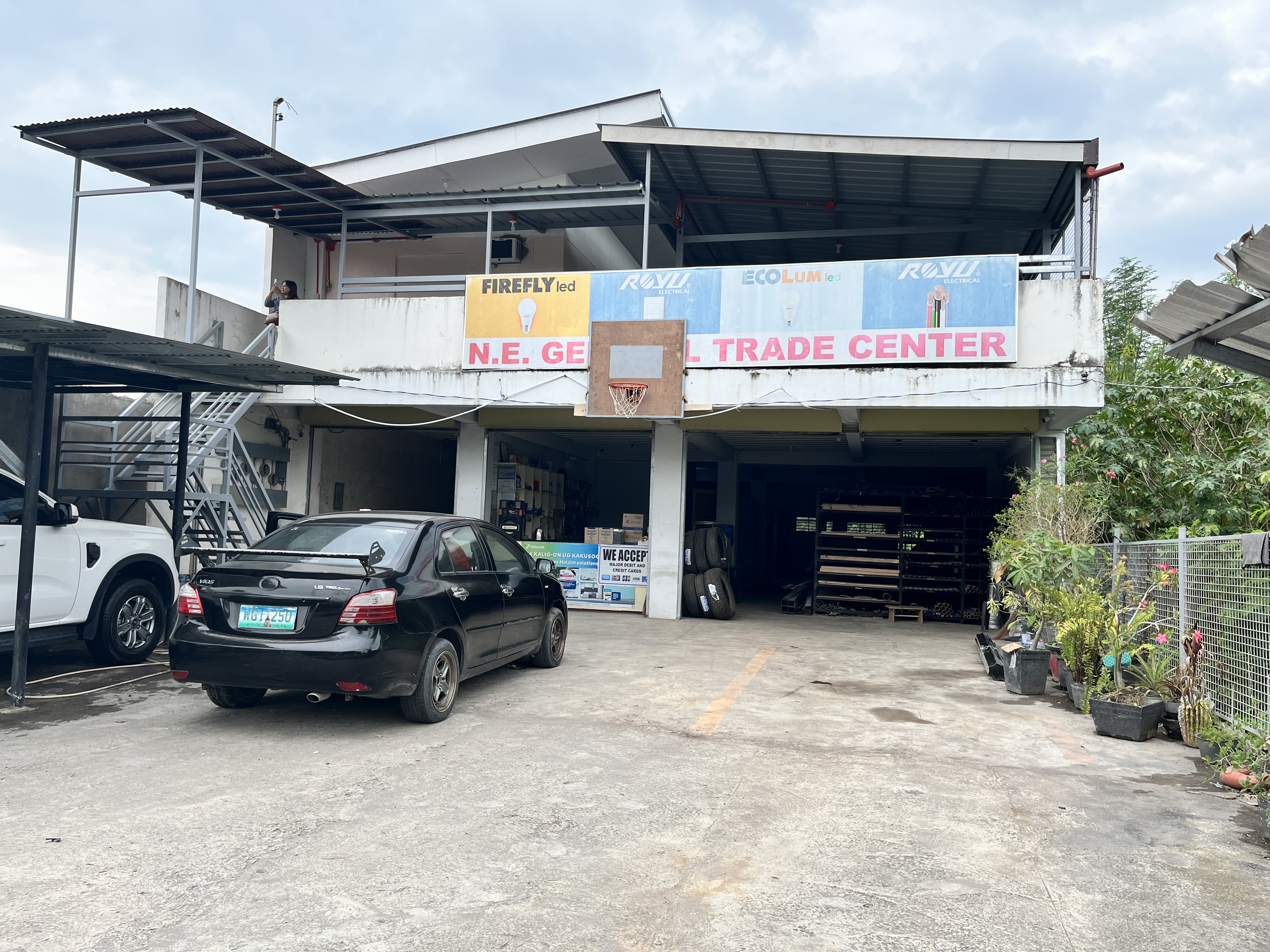 Commercial Space for Rent https://www.rent.ph/uploads/0021/21398/2025/11/17/inbound2664345619725657528.jpg